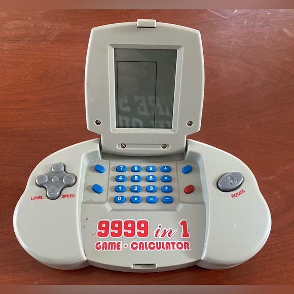 Vintage Game Calculator 9999 in 1 Game Calculator Retro Toy Tank Tested Working - Picture 4 of 6